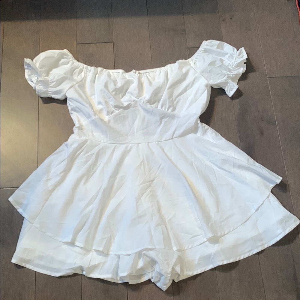 NWOT White Off-Shoulder Bodysuit